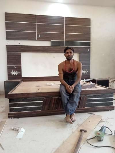 Furniture, Bedroom Designs by Contractor Mohd saleem Naseeri, Delhi | Kolo