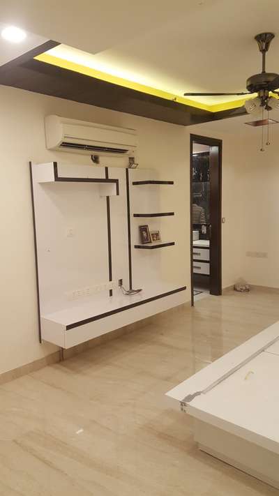 Furniture, Storage, Bedroom, Flooring Designs by Contractor Md Arif  Siddiqui, Delhi | Kolo