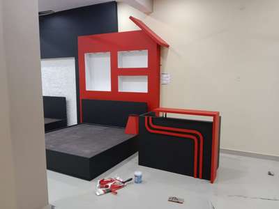 Bedroom, Furniture Designs by Painting Works Ravi  Jaiswal, Faridabad | Kolo