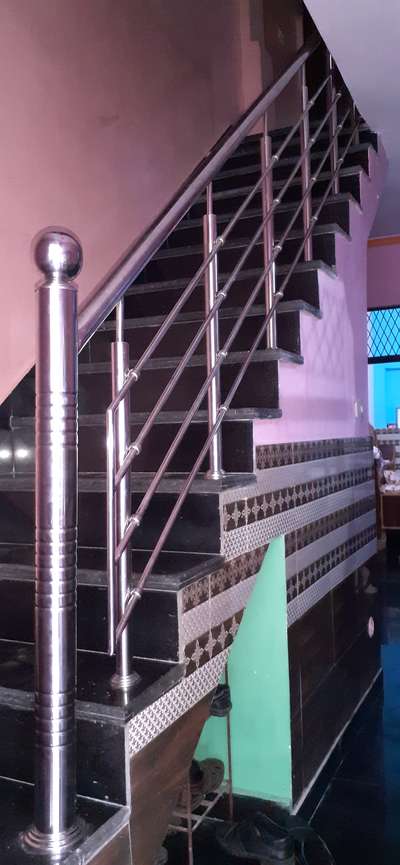 Staircase Designs by Fabrication & Welding sajid saifi, Delhi | Kolo
