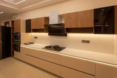 Kitchen, Storage Designs by Carpenter Sunil Batham, Indore | Kolo