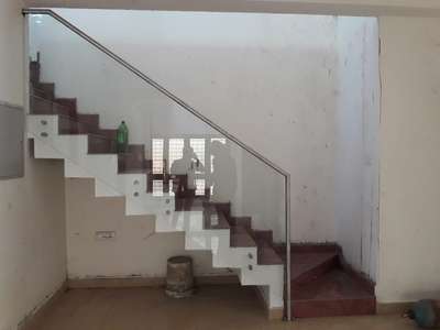 Staircase Designs by Fabrication & Welding VINU V R vettickattu kizhakkethil, Pathanamthitta | Kolo