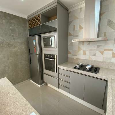 Kitchen, Storage Designs by Contractor RT INTERIORS, Faridabad | Kolo