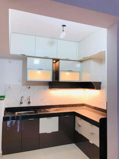 Kitchen, Lighting, Storage Designs by Contractor C R choudhary 6367555913, Indore | Kolo