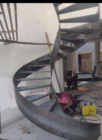 Staircase Designs by Fabrication & Welding Star Engineering works, Ghaziabad | Kolo
