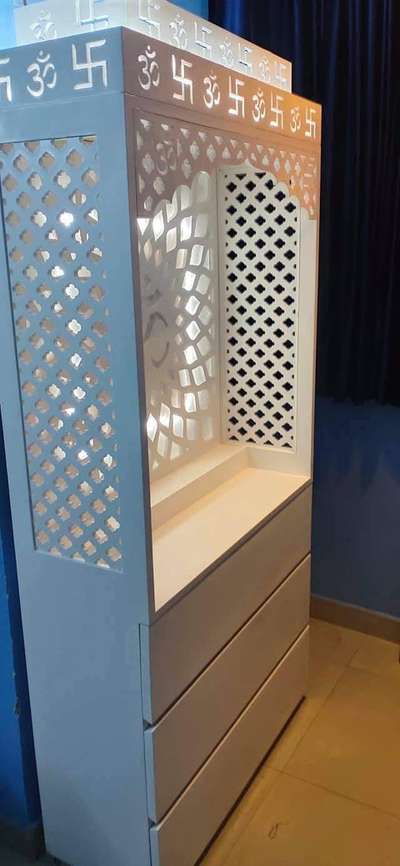 Prayer Room Designs by Carpenter S P  Munish Shrama, Nainital | Kolo
