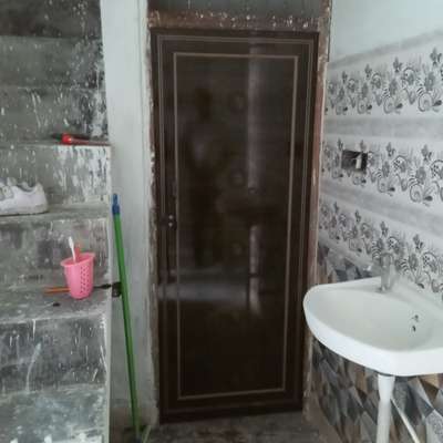 Modern Bathroom Interior Designs from NCR & Kerala, India