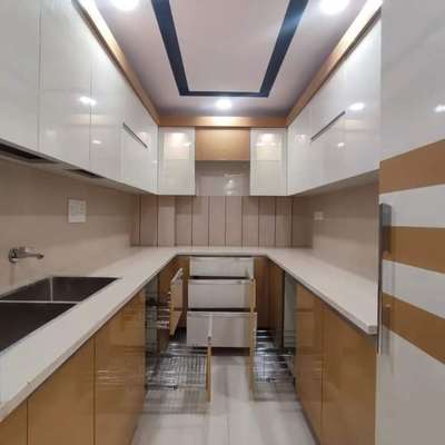 Ceiling, Kitchen, Lighting, Storage Designs by Contractor Suhail Saifi, Delhi | Kolo