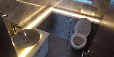 Lighting, Bathroom Designs by Contractor Pappan Ali, Gurugram | Kolo