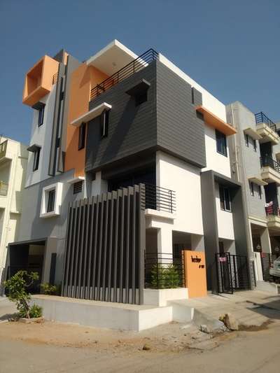 Exterior Designs by Interior Designer Shri Balaji  interior designer , Gautam Buddh Nagar | Kolo