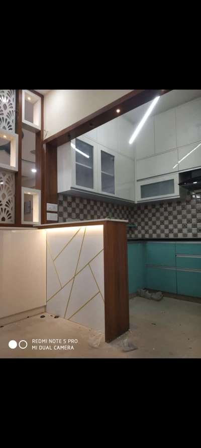 Kitchen, Lighting, Storage Designs by Contractor Nishant Singh, Gautam Buddh Nagar | Kolo