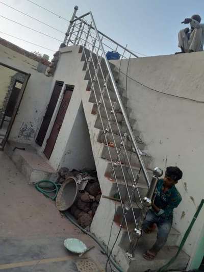 Staircase Designs by Building Supplies RIZWAN SAIFI, Ghaziabad | Kolo