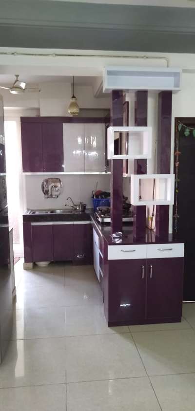 Kitchen, Storage Designs by Interior Designer M D Rihan, Gautam Buddh Nagar | Kolo