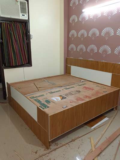 Furniture, Bedroom, Wall, Window Designs by Carpenter  आजाद खान आजाद खान, Delhi | Kolo