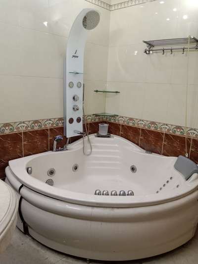 Bathroom Designs by Plumber plamber work n mantanace, Gurugram | Kolo