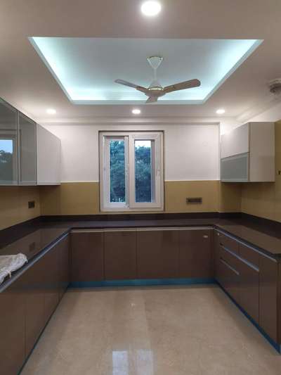 Kitchen, Storage, Lighting Designs by Interior Designer Ashok Barthwal, Gurugram | Kolo
