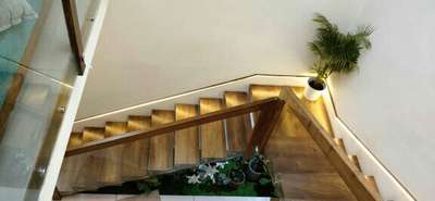 Staircase Designs by Carpenter Manu Ramachandran, Kottayam | Kolo