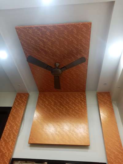 Ceiling, Lighting, Wall Designs by Contractor Balkrishna Shrivastav, Ghaziabad | Kolo