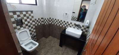 Bathroom Designs by Plumber Asish Pradhan, Gautam Buddh Nagar | Kolo