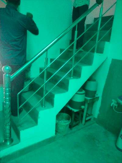 Staircase Designs by Building Supplies sonu saifi, Ghaziabad | Kolo