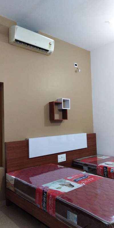 Bedroom, Furniture, Storage Designs by Carpenter Vijesh Vijesh, Palakkad | Kolo