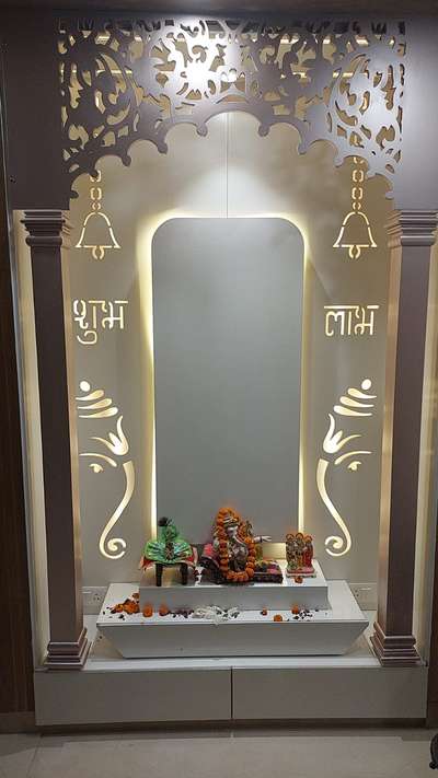 Prayer Room, Storage Designs by Contractor Sabu saifi Sabu saifi, Gurugram | Kolo