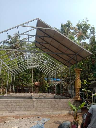 Roof Designs by Contractor Anuanukutan Anuanukutan, Ernakulam | Kolo