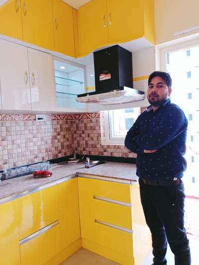Kitchen, Storage Designs by Carpenter Aarif Saifi, Meerut | Kolo