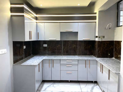 Kitchen, Lighting, Storage Designs by Architect Gourav Joshi, Gautam Buddh Nagar | Kolo