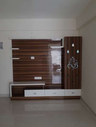 Living, Storage, Flooring Designs by Home Owner Mr farman khan carpenter farman, Gurugram | Kolo