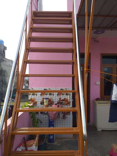Staircase Designs by Fabrication & Welding Hawa Singh, Delhi | Kolo