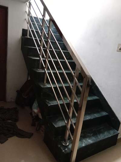 Staircase Designs by Fabrication & Welding Abilash Raman, Ernakulam | Kolo