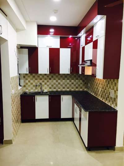 Flooring, Kitchen, Lighting, Storage Designs by Carpenter aaliy Ashu, Ghaziabad | Kolo