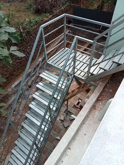 Staircase Designs by Fabrication & Welding Sreejith KM, Kannur | Kolo