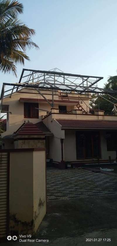 Roof, Exterior Designs by Contractor Anuanukutan Anuanukutan, Ernakulam | Kolo