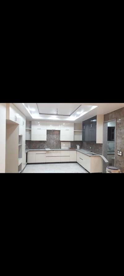 Ceiling, Lighting, Kitchen, Storage Designs by Contractor Taz Mohd, Ghaziabad | Kolo