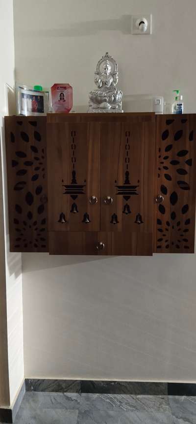 Prayer Room Designs by Carpenter Vinesh Kv, Thrissur | Kolo