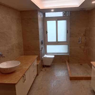 Modern Bathroom Interior Designs from NCR & Kerala, India