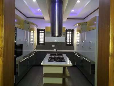 Kitchen, Lighting, Storage Designs by Painting Works professional  Pintars , Alappuzha | Kolo