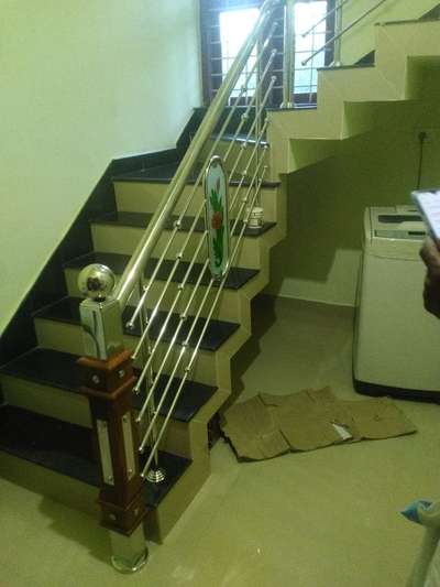 Staircase Designs by Home Owner Pradeep Bhaskar, Pathanamthitta | Kolo