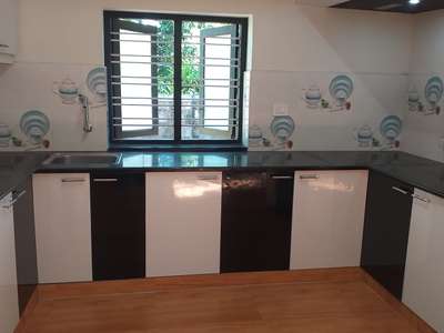 Kitchen, Storage Designs by Contractor devaraj raghavan, Thiruvananthapuram | Kolo