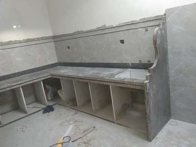 Kitchen, Storage Designs by Contractor Raju  yogi, Bhopal | Kolo