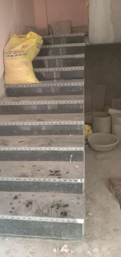 Staircase Designs by Plumber Sakir Ali, Dhar | Kolo