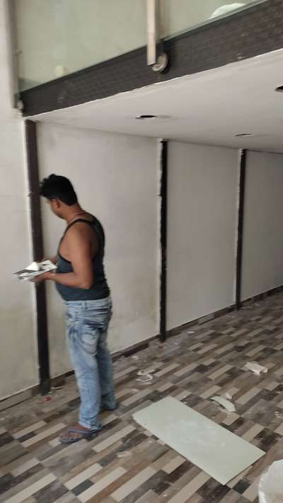 Wall Designs by Contractor balaji services, Gurugram | Kolo
