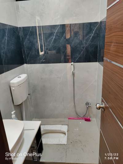 Bathroom Designs by Plumber Sujit Yadav, Gautam Buddh Nagar | Kolo