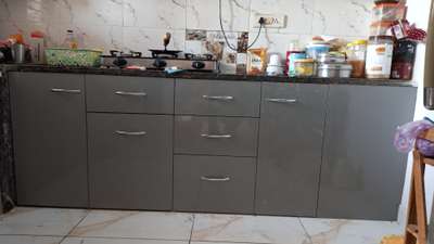 Kitchen, Storage Designs by Carpenter Dainik Prithvi lahar dPL news Mahi furniture, Delhi | Kolo