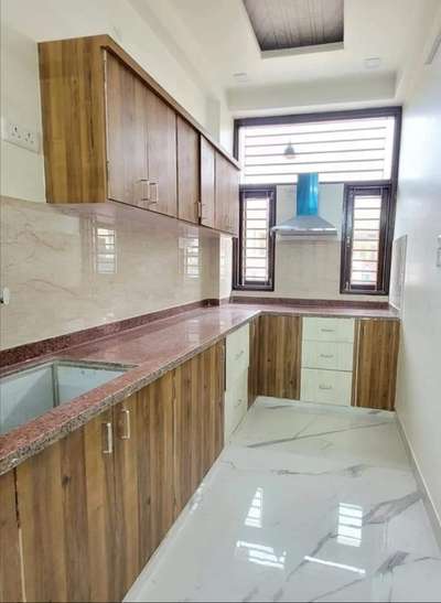 Kitchen, Storage, Window Designs by Carpenter Sameer Ansari, Gurugram | Kolo