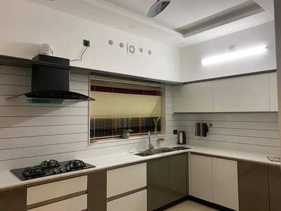 Kitchen, Lighting, Storage Designs by Carpenter 🙏 फॉलो करो दिल्ली कारपेंटर को , Delhi | Kolo
