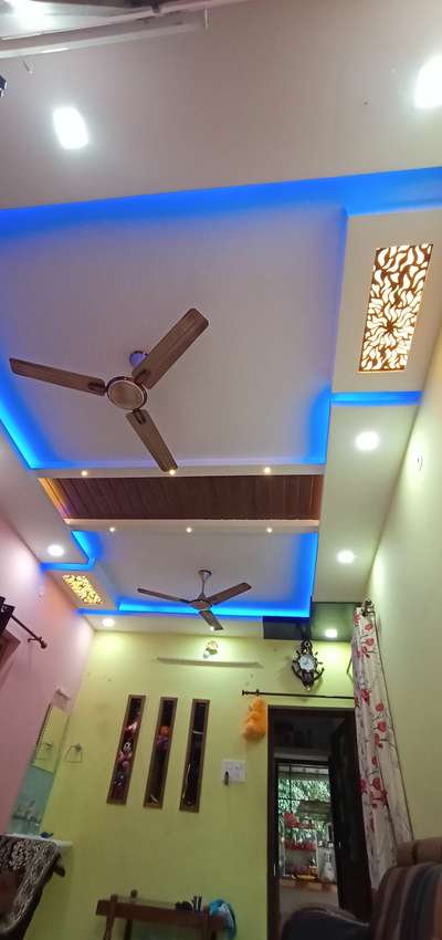 Ceiling, Lighting, Storage, Wall Designs by Contractor Manoj Sivadas, Kollam | Kolo