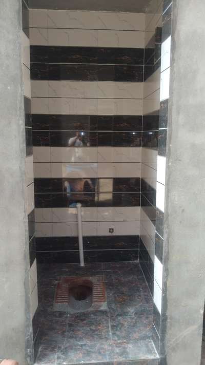 Bathroom Designs by Flooring shahid  ansari, Ghaziabad | Kolo